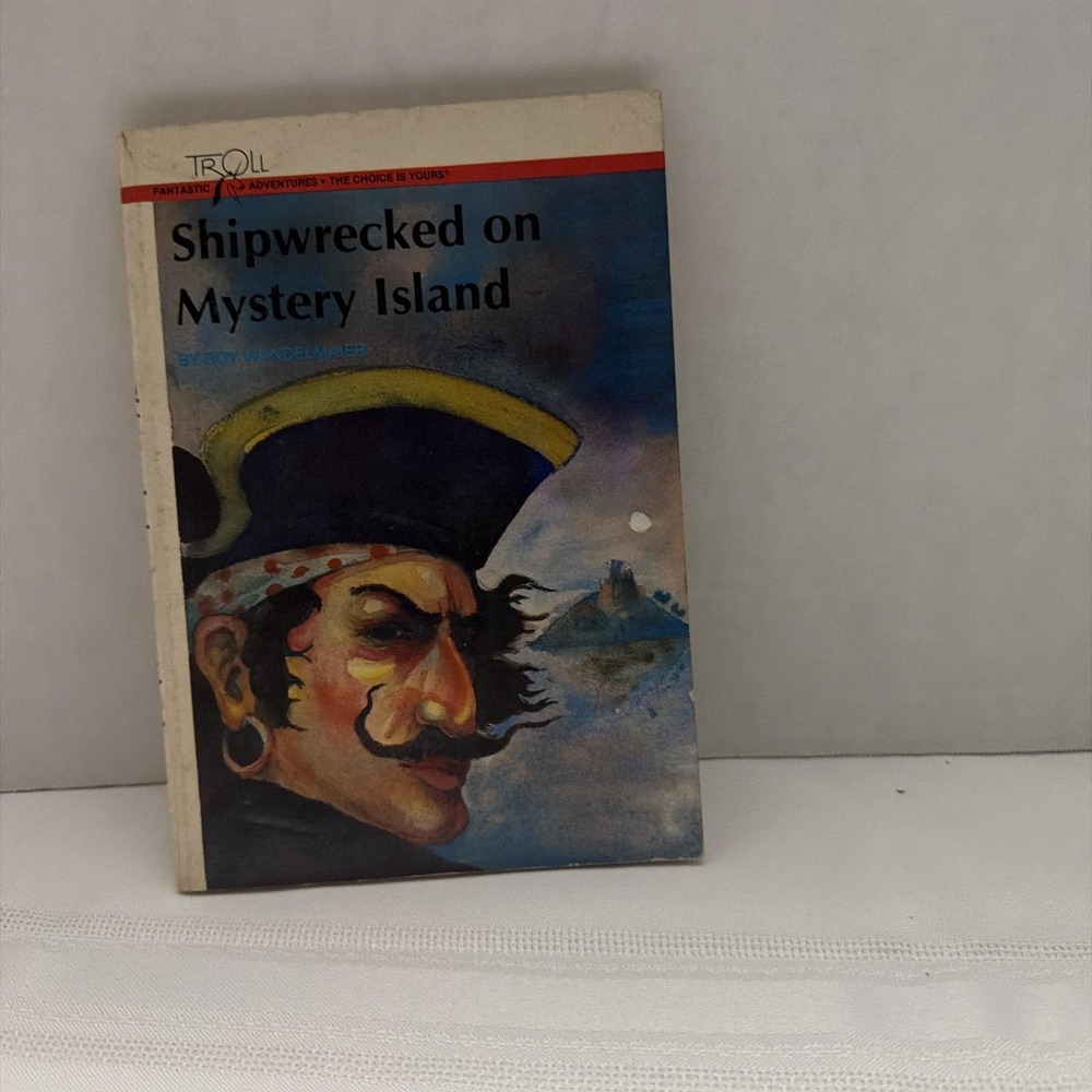 Shipwrecked on Mystery Island Roy Wandelmaier Troll Fantastic Adventures Book